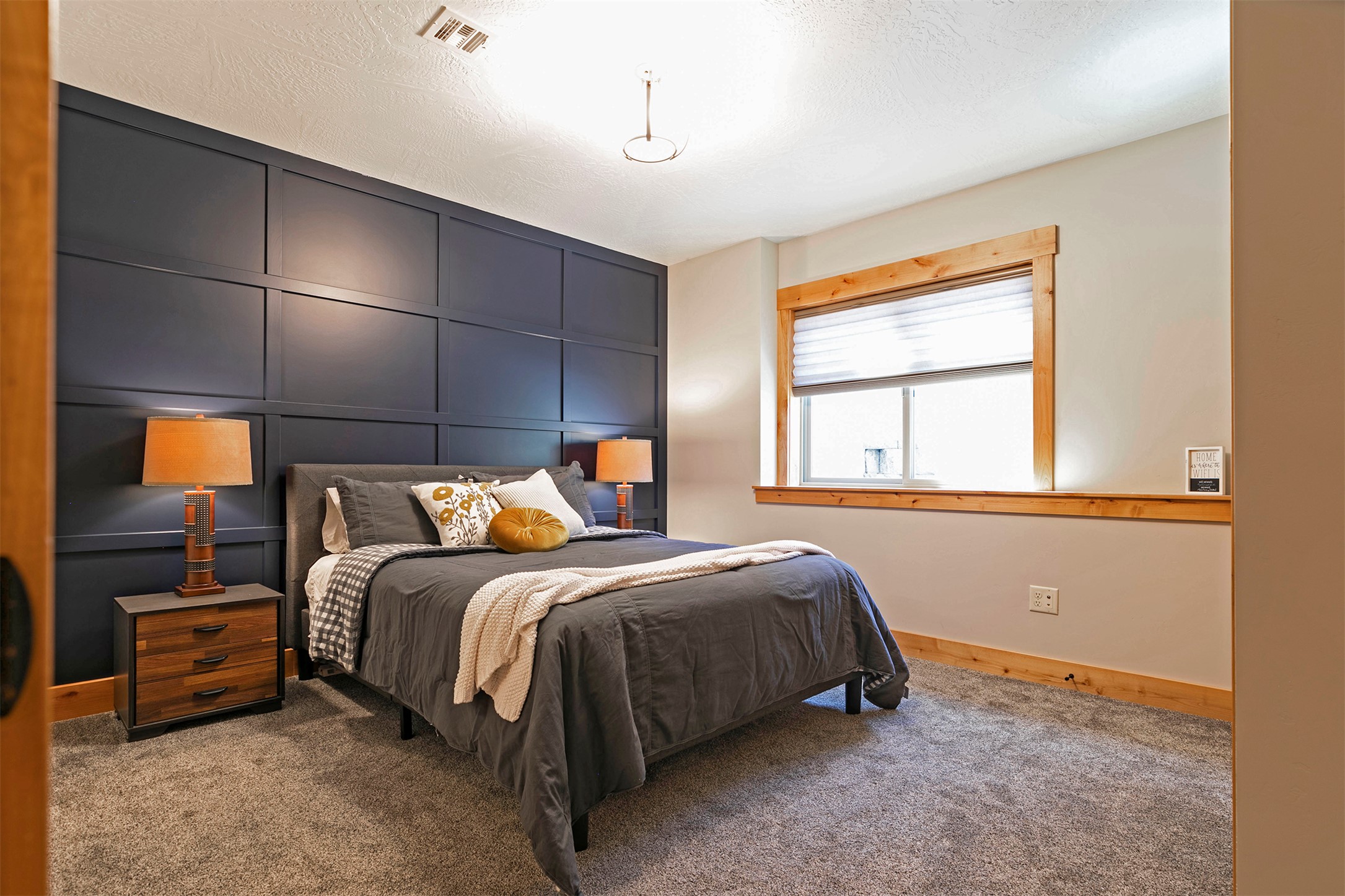 Missoula, Montana 59802, United States, 4 Bedrooms Bedrooms, ,3 BathroomsBathrooms,Residential,Active,118997