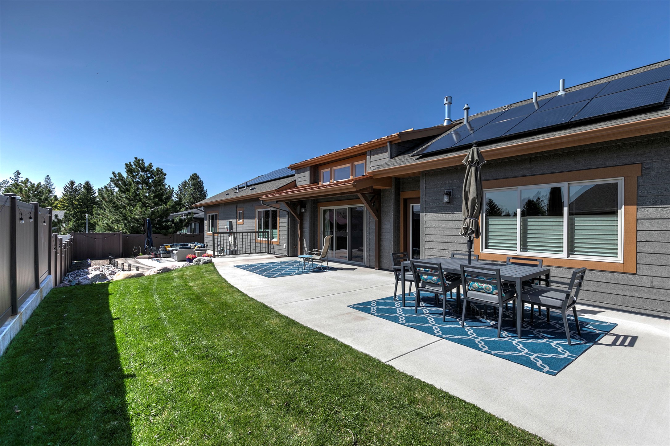 Missoula, Montana 59802, United States, 4 Bedrooms Bedrooms, ,3 BathroomsBathrooms,Residential,Active,118997