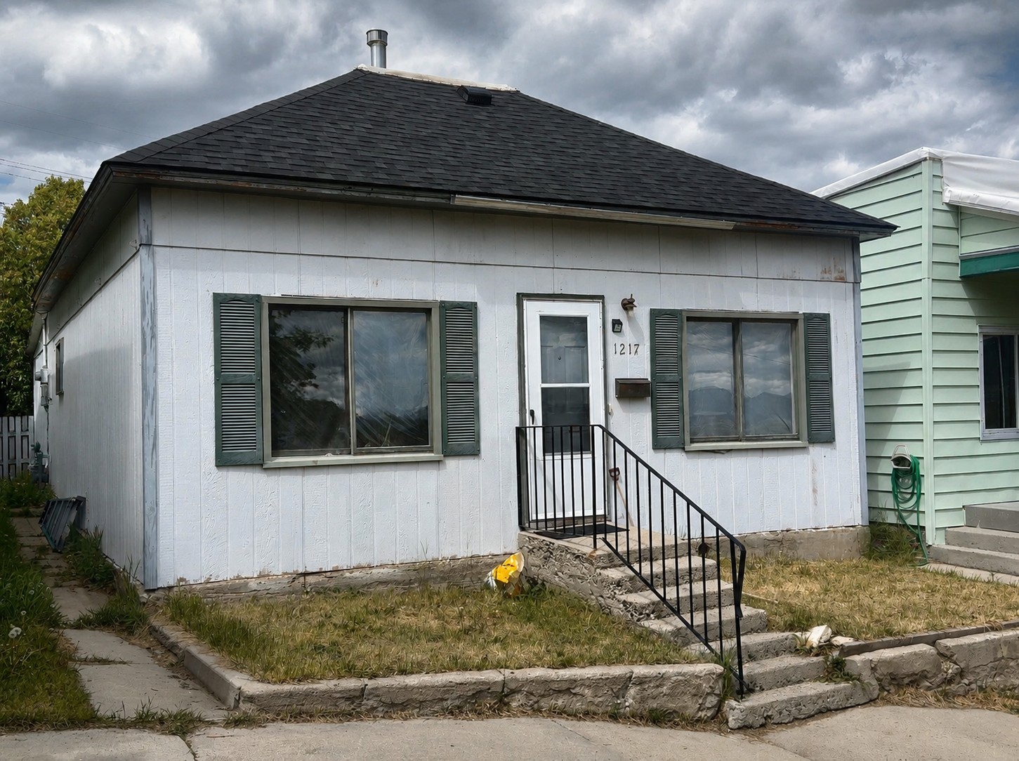 1217 W Silver Street