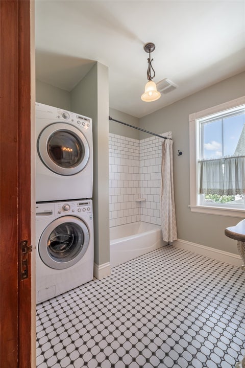 Tiny photo for 1735 Winne Avenue, Helena, MT 59601 (MLS # 30073344)
