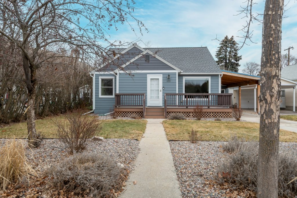 655 Woodworth Avenue