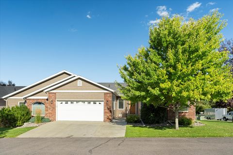 Photo of 219 Commons Way, Kalispell, MT 59901 (MLS # 30056021)