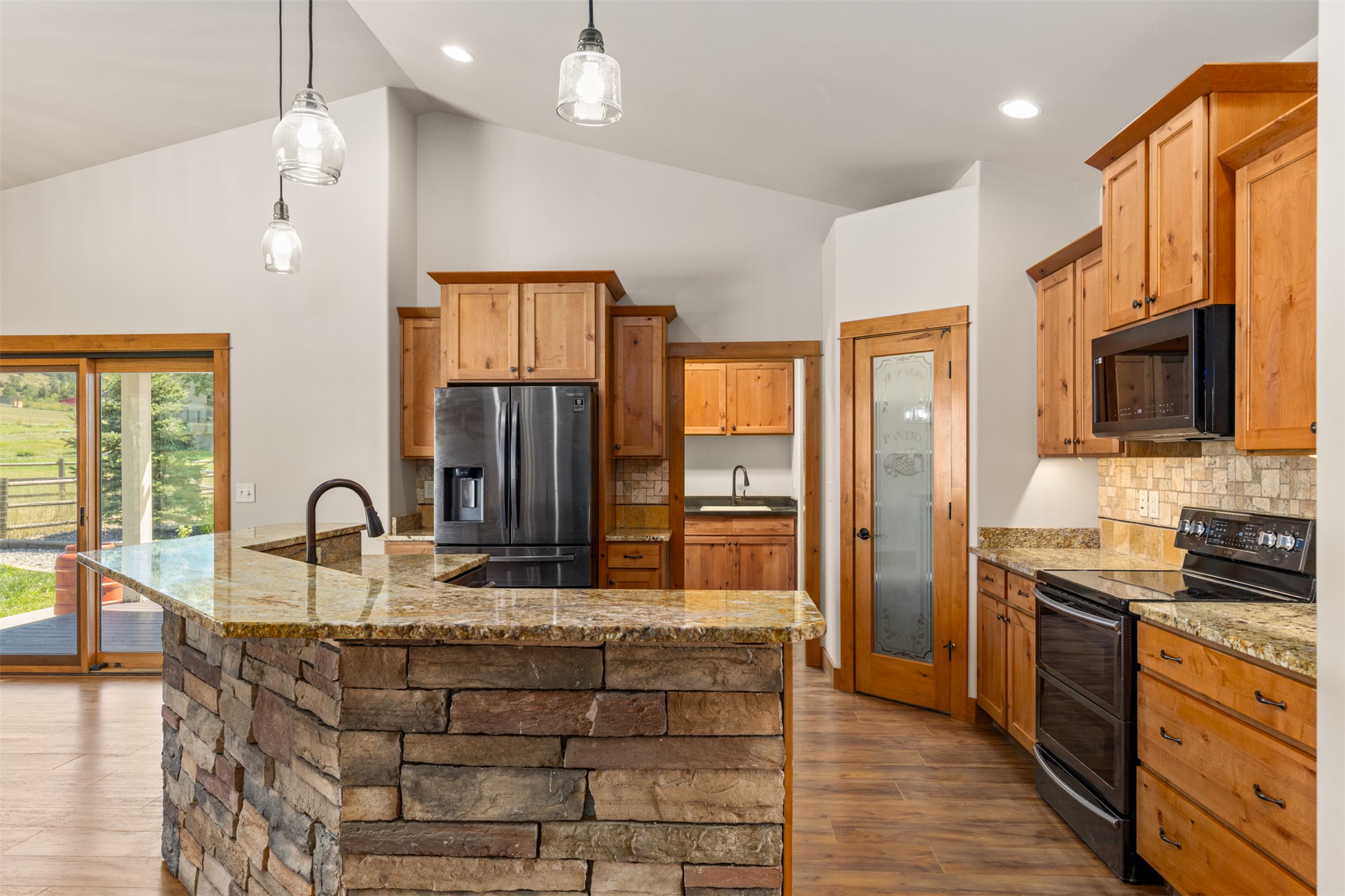 3877 High Trail Road