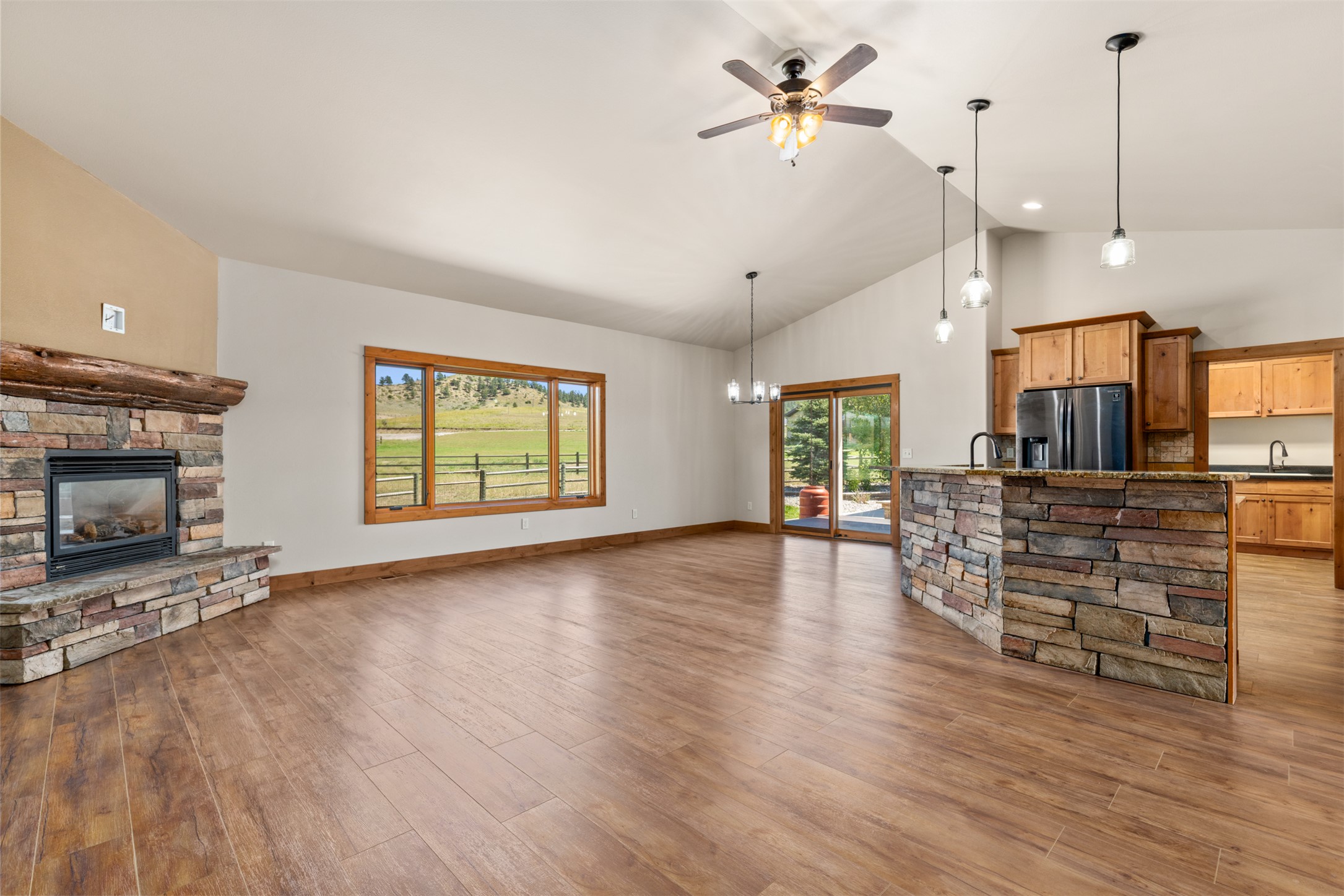 3877 High Trail Road