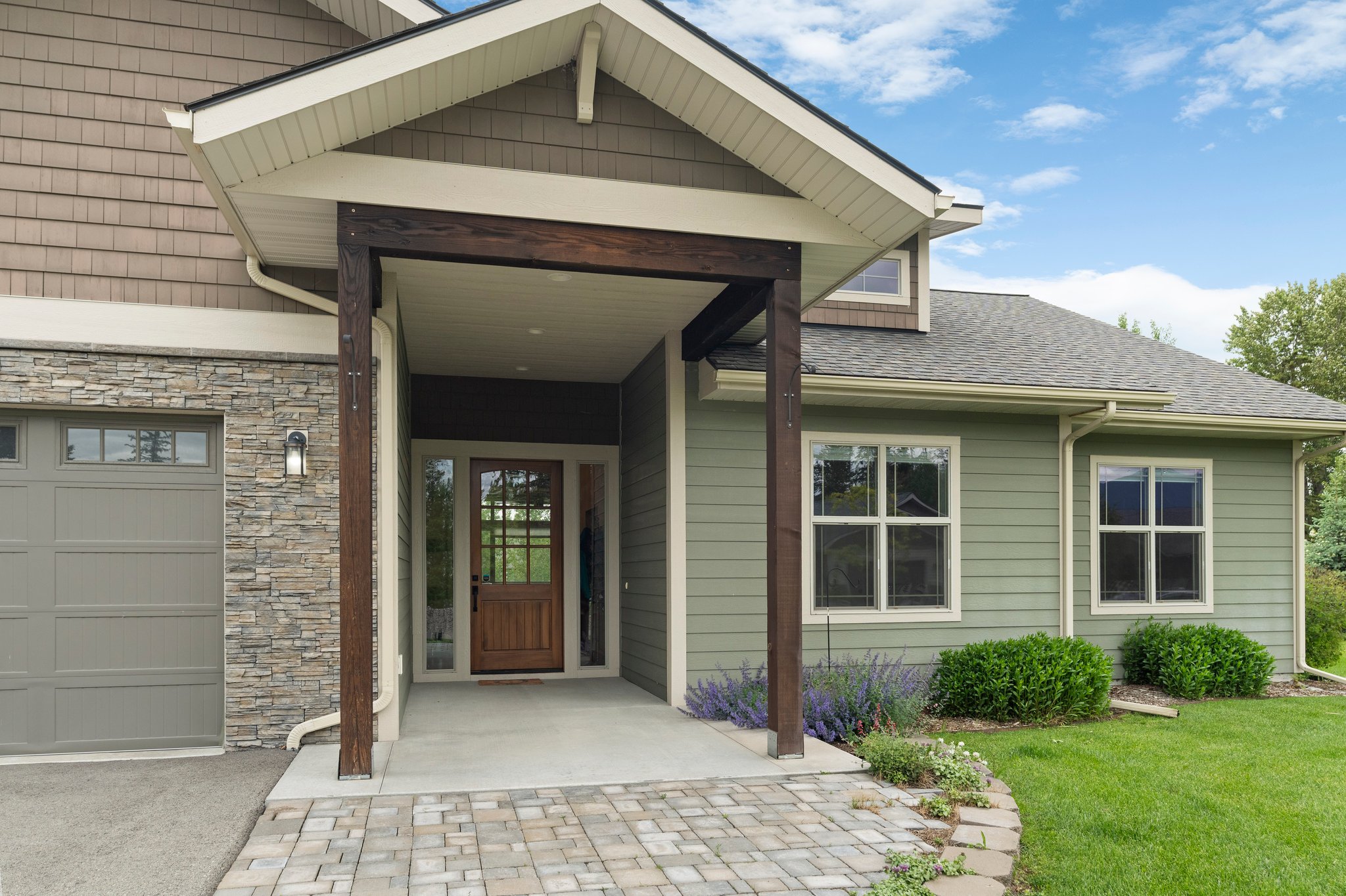424 Soaring Pines Trail