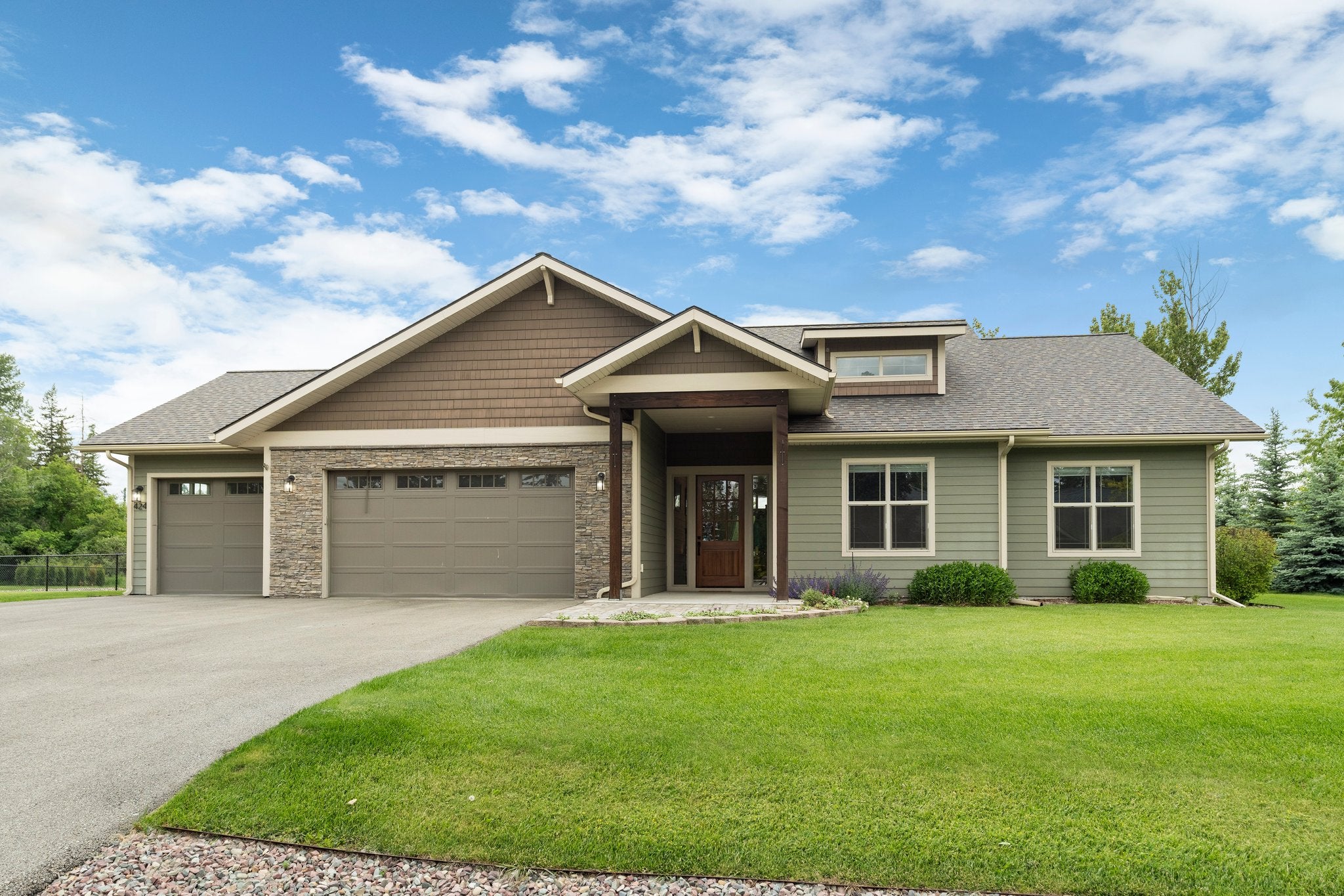 424 Soaring Pines Trail
