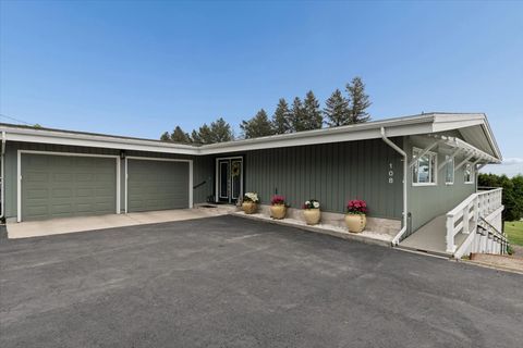 Photo of 108 Charlotte Avenue, Kalispell, MT 59901 (MLS # 30070416)