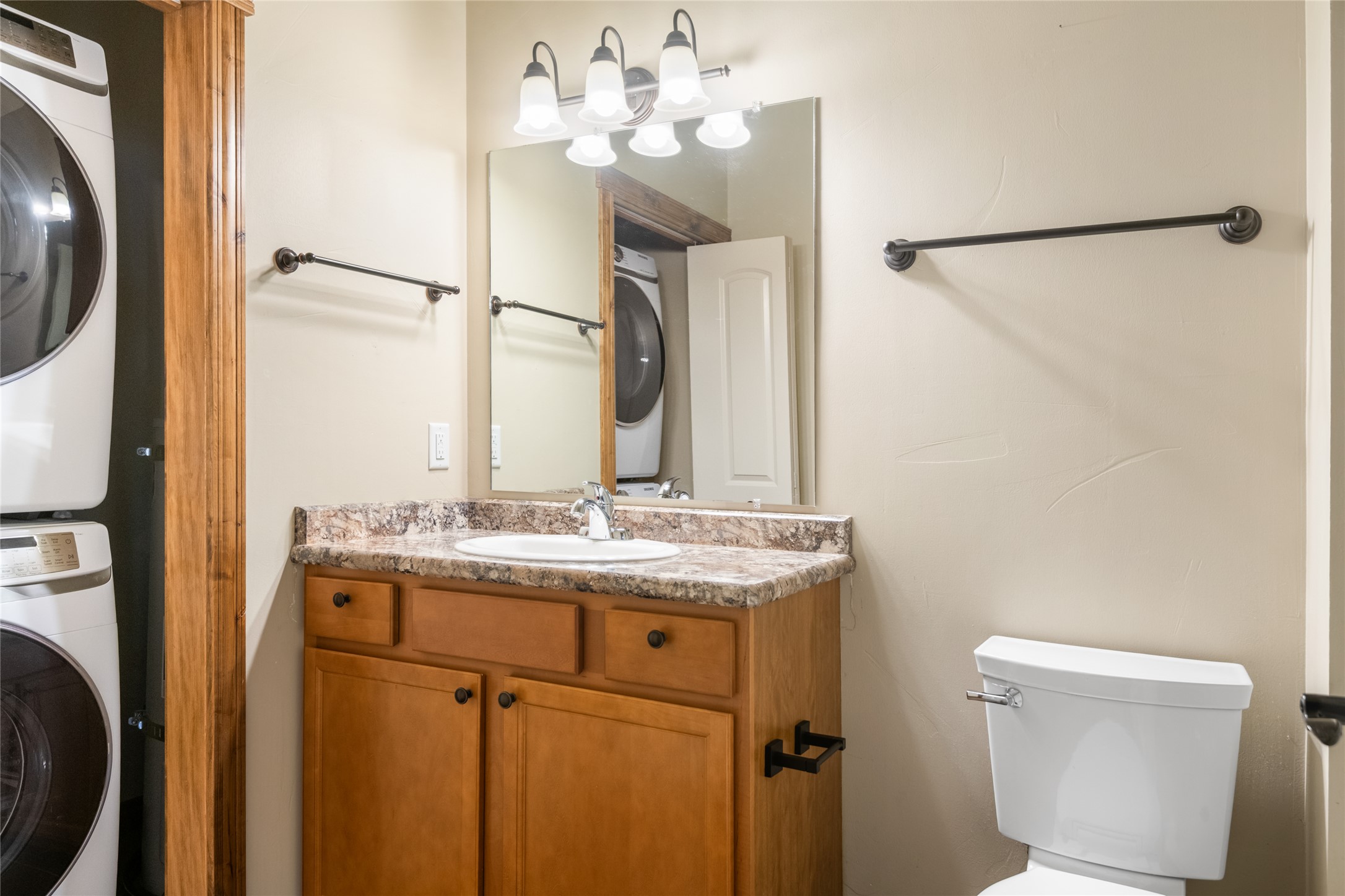 Missoula, Montana 59808, United States, 2 Bedrooms Bedrooms, ,1 BathroomBathrooms,Residential,Active,122052