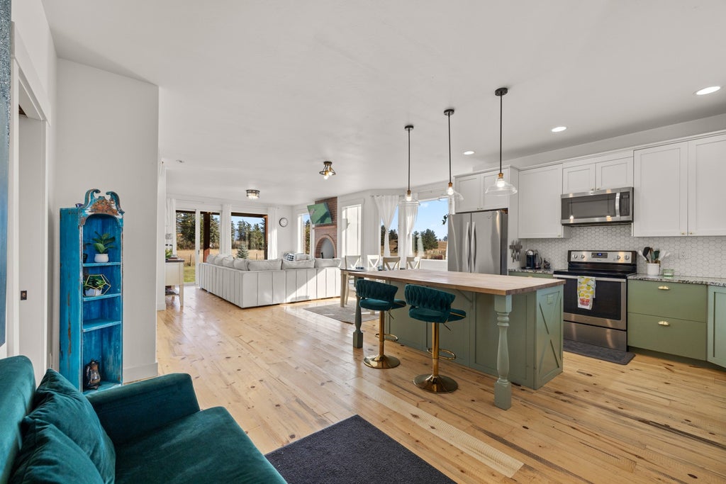 Photo of 153 Dancing Aspen Lane, Kalispell, MT 59901 (MLS # 30080165)