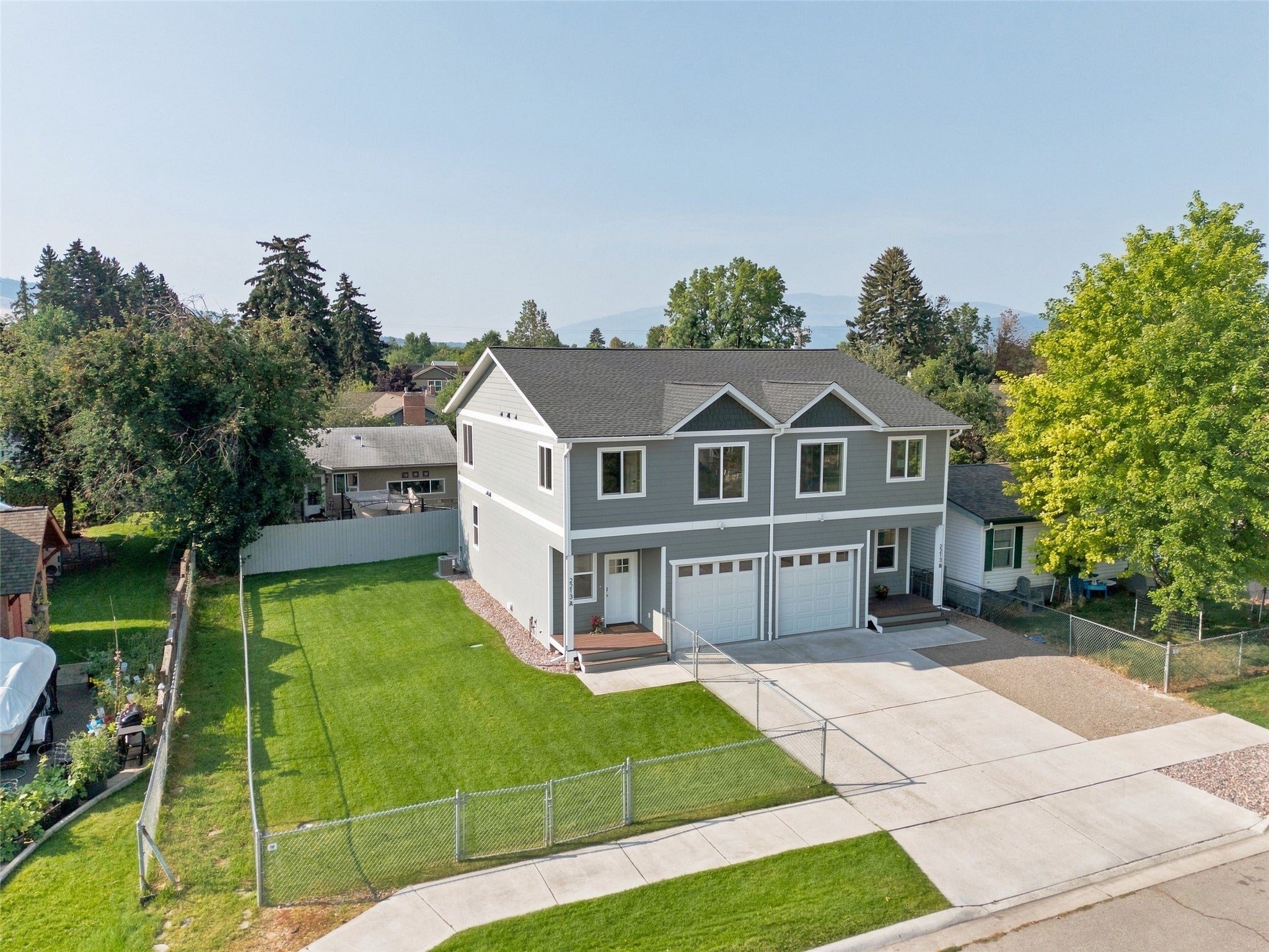 2213 S 9th Street W