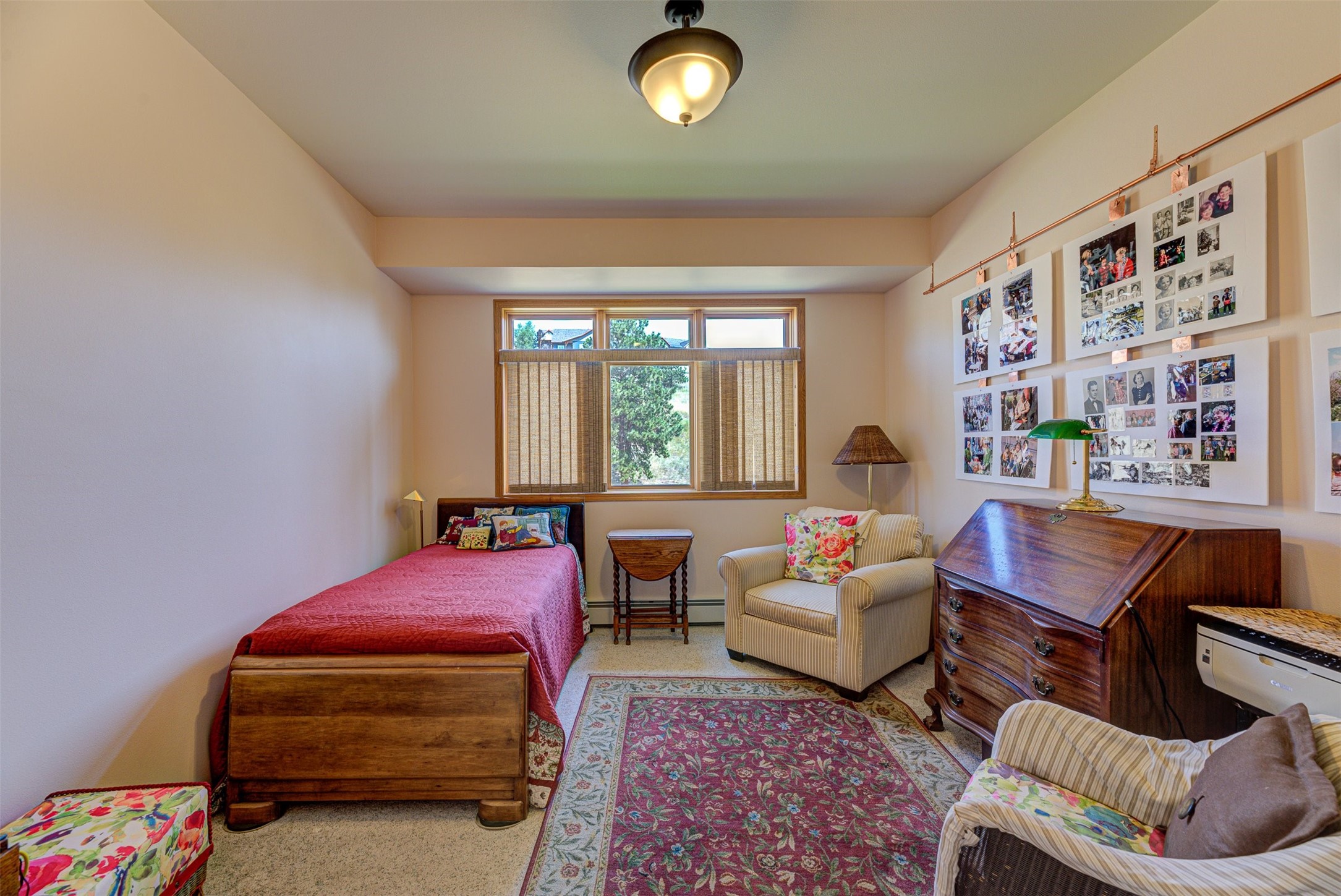 Helena, Montana 59601, United States, 2 Bedrooms Bedrooms, ,3 BathroomsBathrooms,Residential,Pending,52383