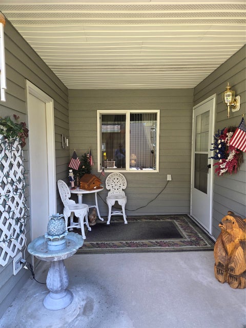 Photo of 24 Cheyenne Trail, Hamilton, MT 59840 (MLS # 30072986)