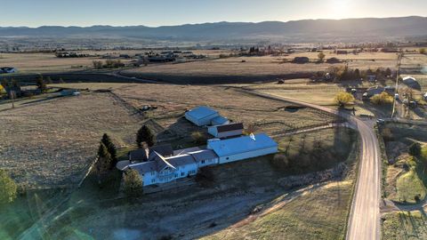 Photo of 522 Stevensville Airport Road, Stevensville, MT 59870 (MLS # 30047410)