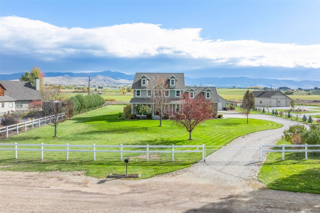 Photo of 1526 Brittany Way, Corvallis, MT 59828 (MLS # 30060661)