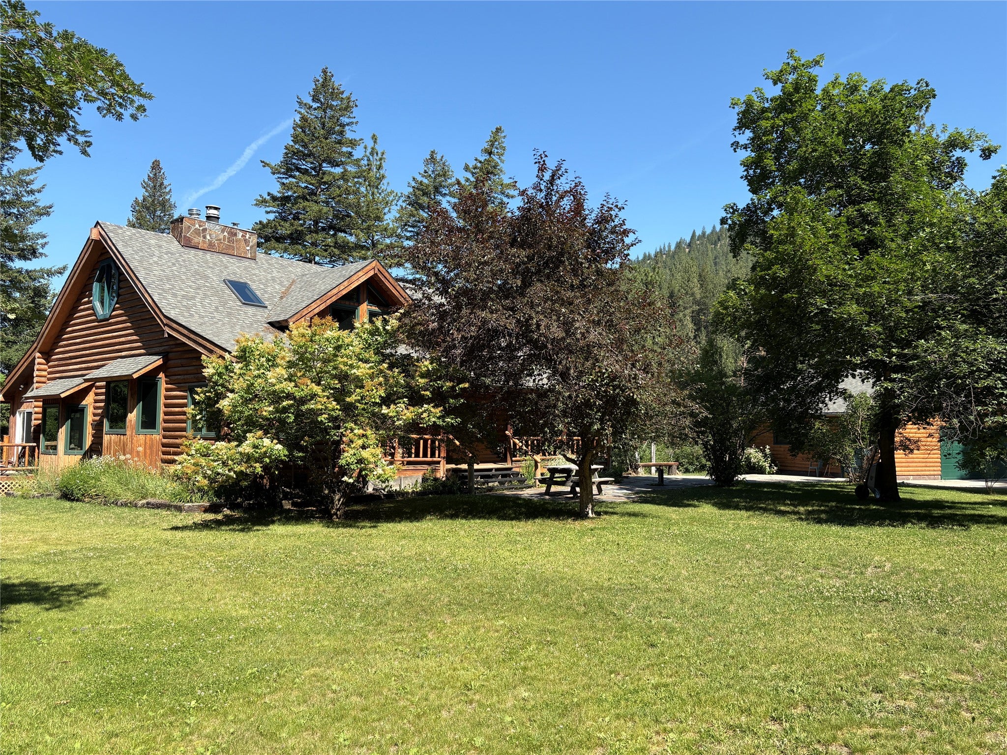 9748 Wallace Lane