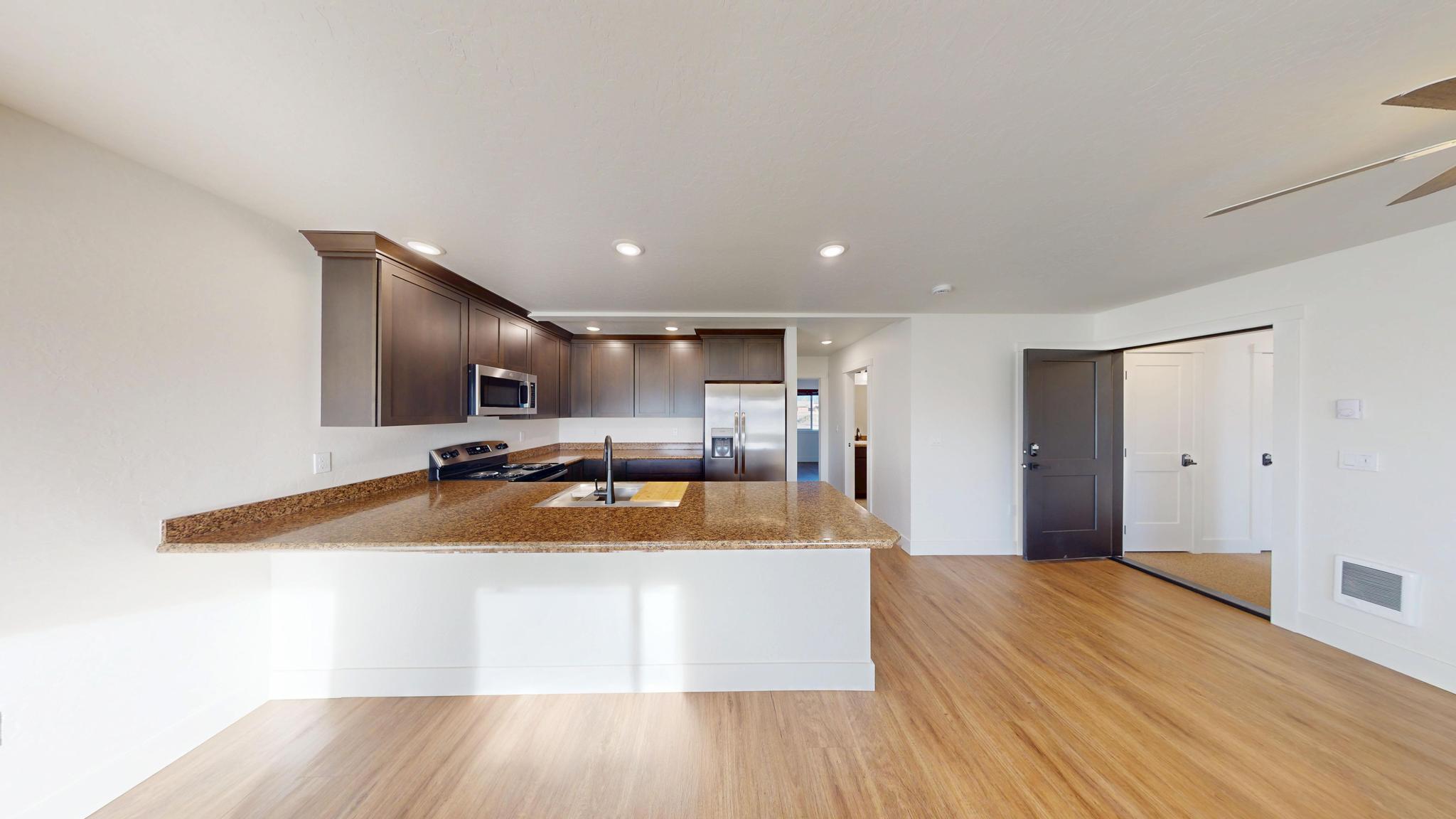 10 9th Avenue SW D