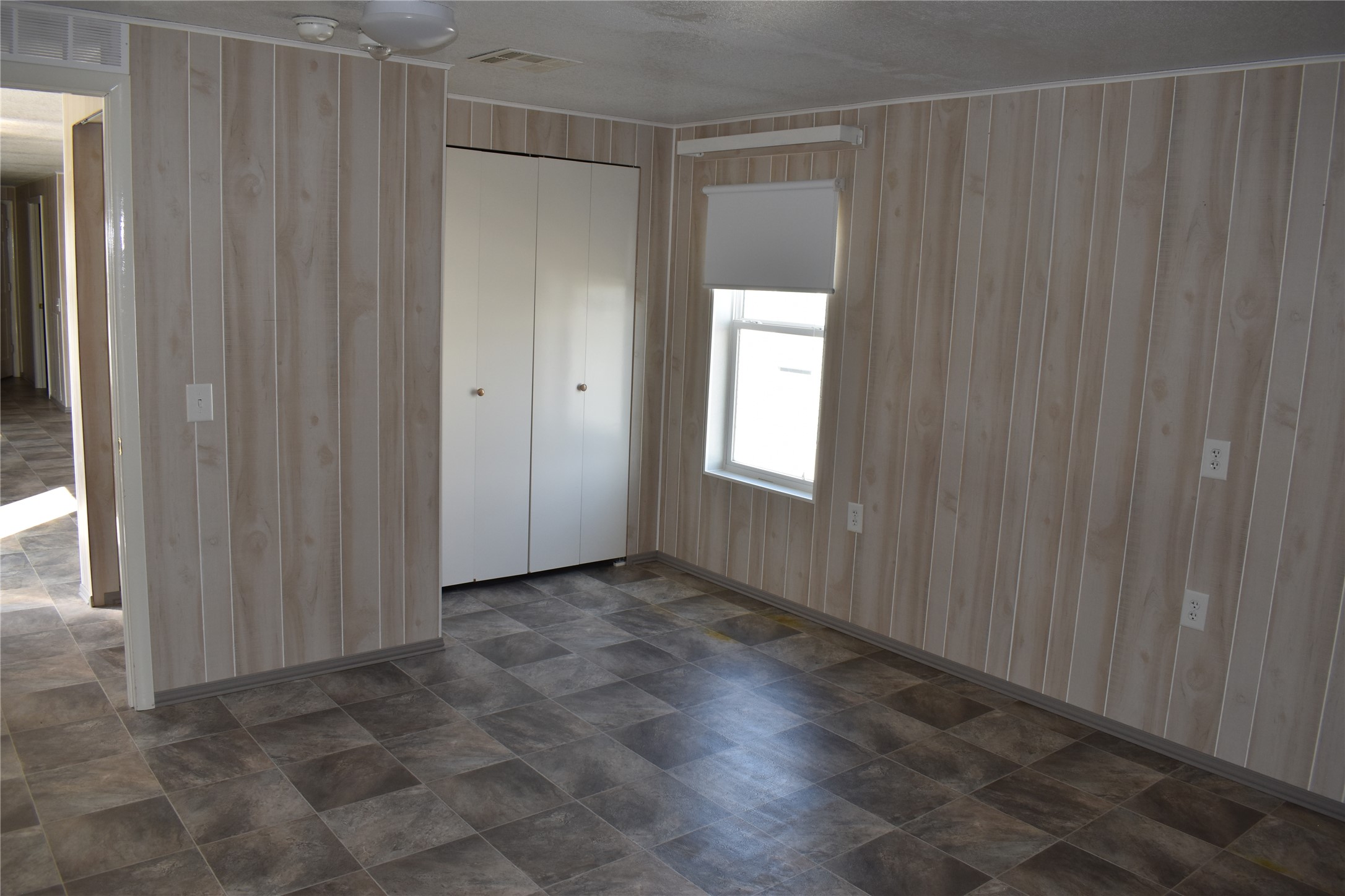 309 S Minnesota Street