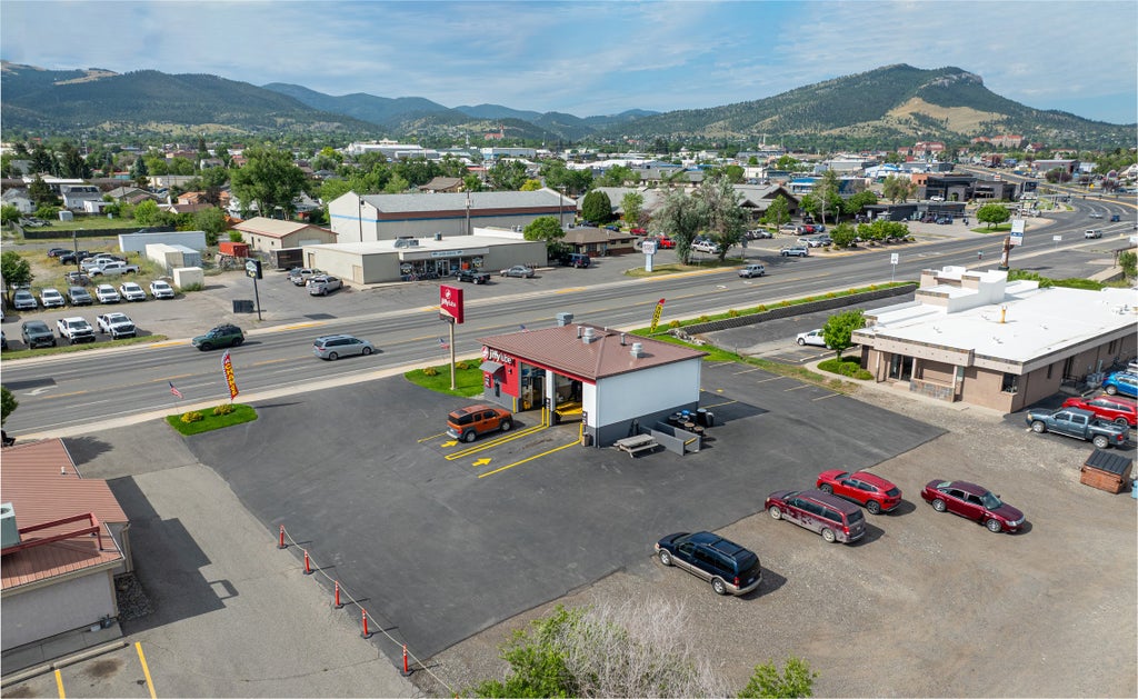 Photo of 1330 Cedar Street, Helena, MT 59601 (MLS # 30074370)