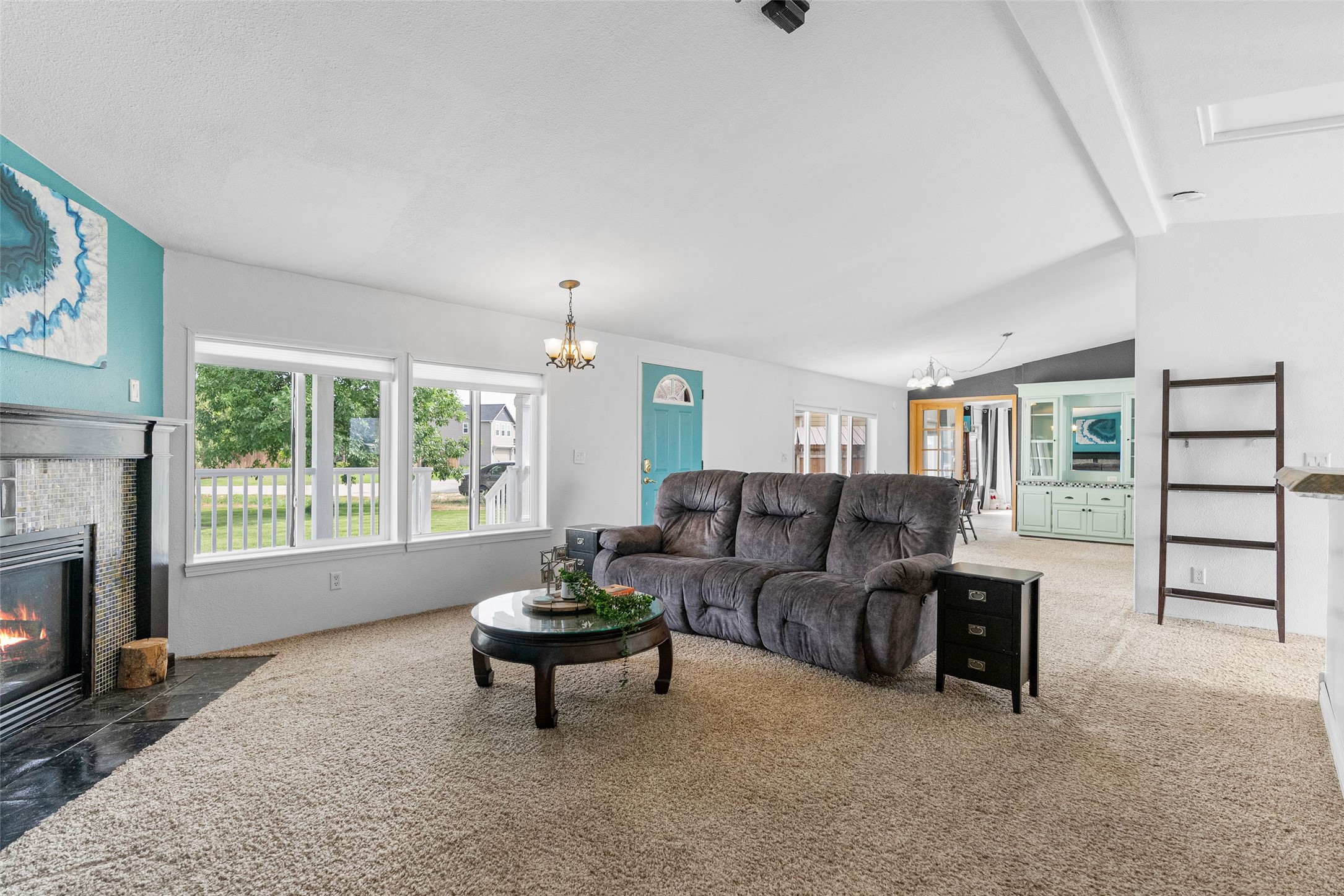 Corvallis, Montana 59828, United States, 4 Bedrooms Bedrooms, ,2 BathroomsBathrooms,Residential,Active,203315