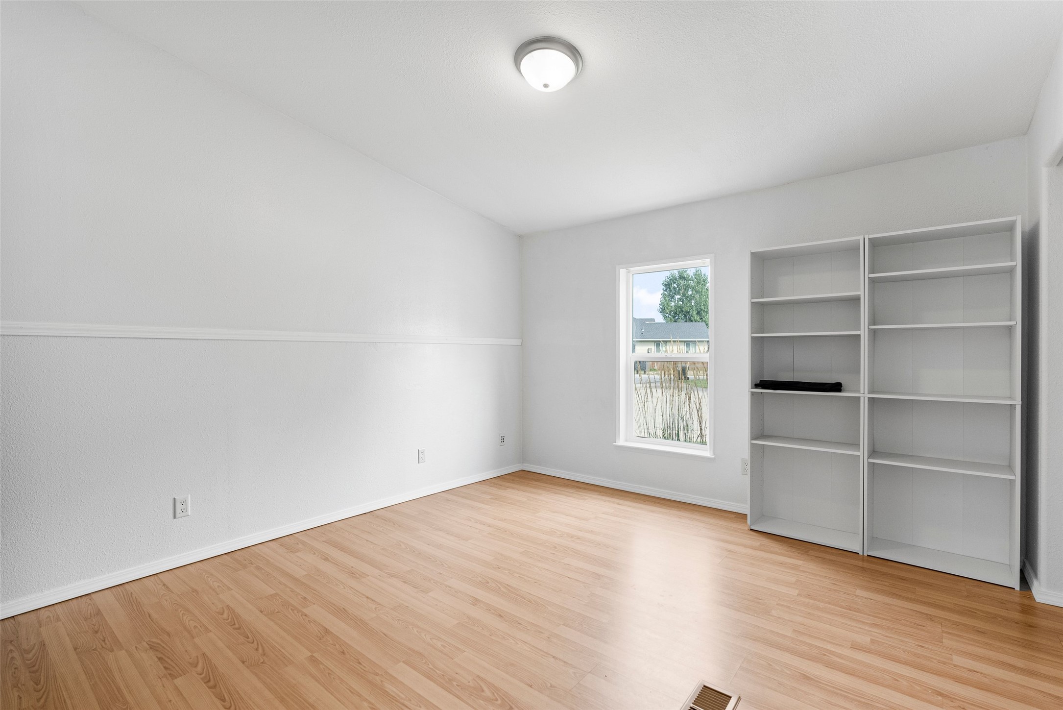 Corvallis, Montana 59828, United States, 4 Bedrooms Bedrooms, ,2 BathroomsBathrooms,Residential,Active,203315