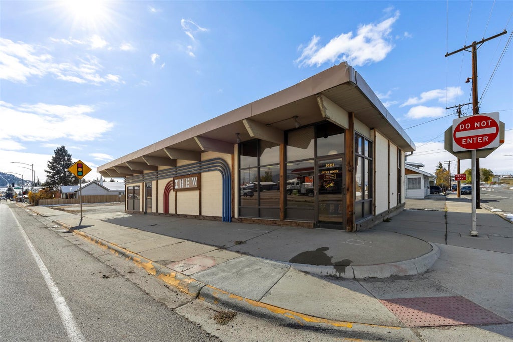 Photo of 1901 S Montana Street, Butte, MT 59701 (MLS # 30079858)