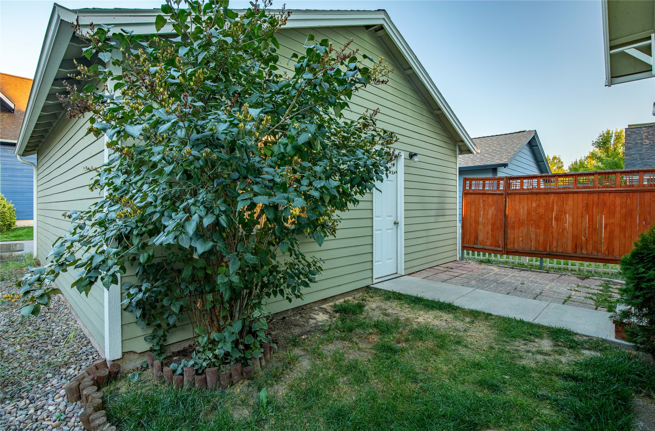 Missoula, Montana 59808, United States, 3 Bedrooms Bedrooms, ,2 BathroomsBathrooms,Residential,Active,213407