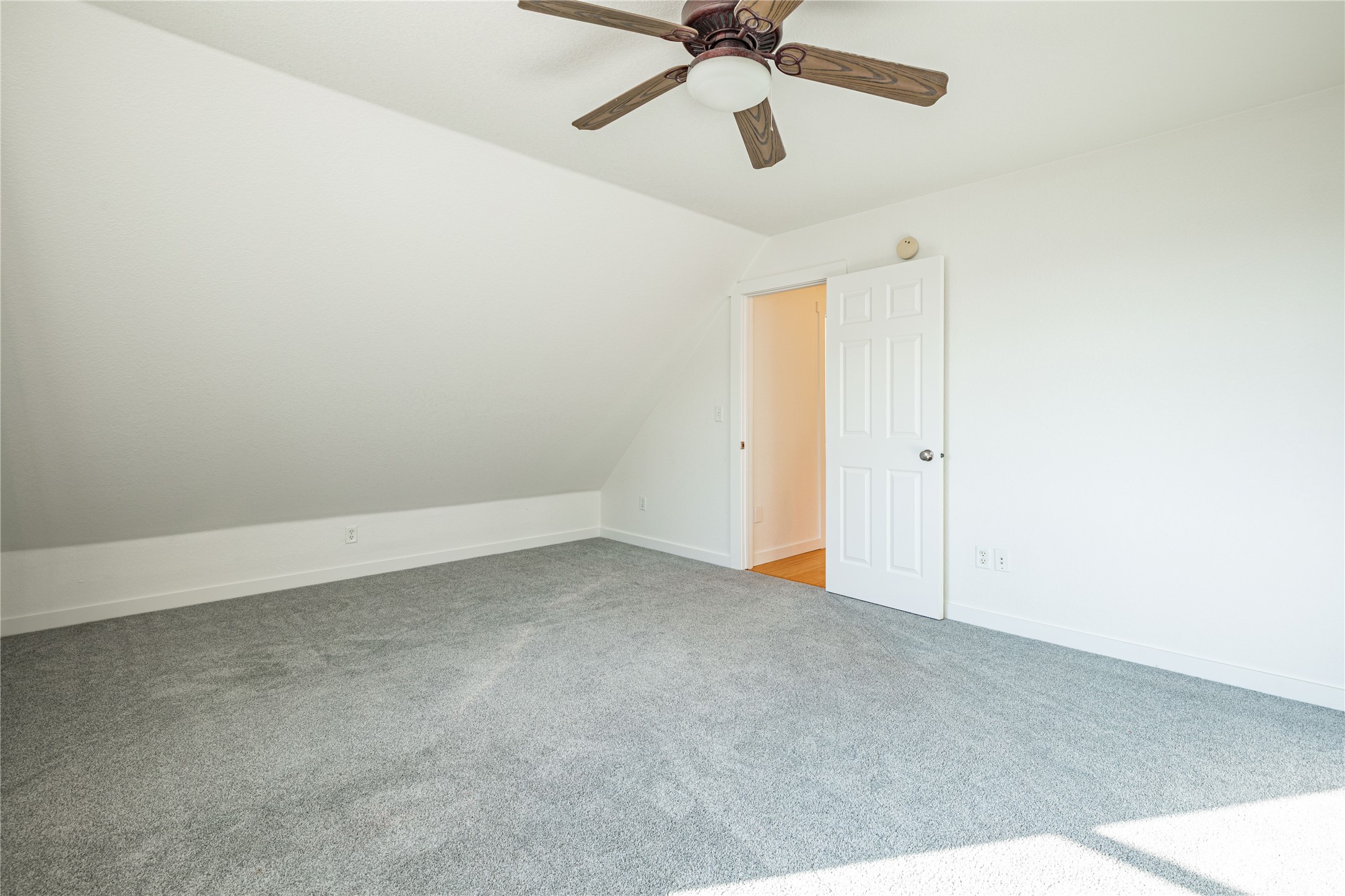 Missoula, Montana 59808, United States, 3 Bedrooms Bedrooms, ,2 BathroomsBathrooms,Residential,Active,213407