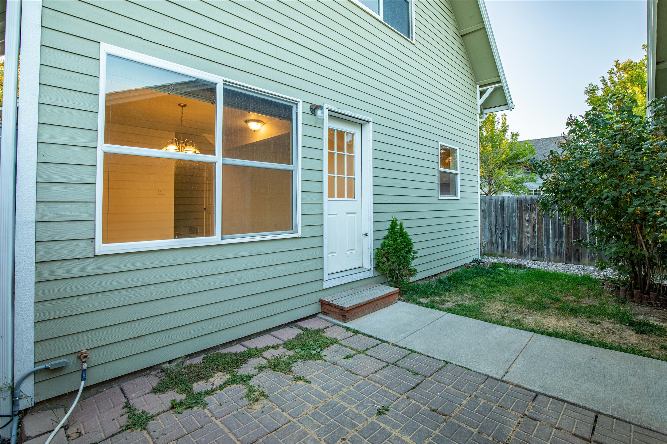 Missoula, Montana 59808, United States, 3 Bedrooms Bedrooms, ,2 BathroomsBathrooms,Residential,Active,213407