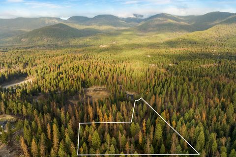 Photo of 48 Trillium Lane, Kalispell, MT 59901 (MLS # 30061506)