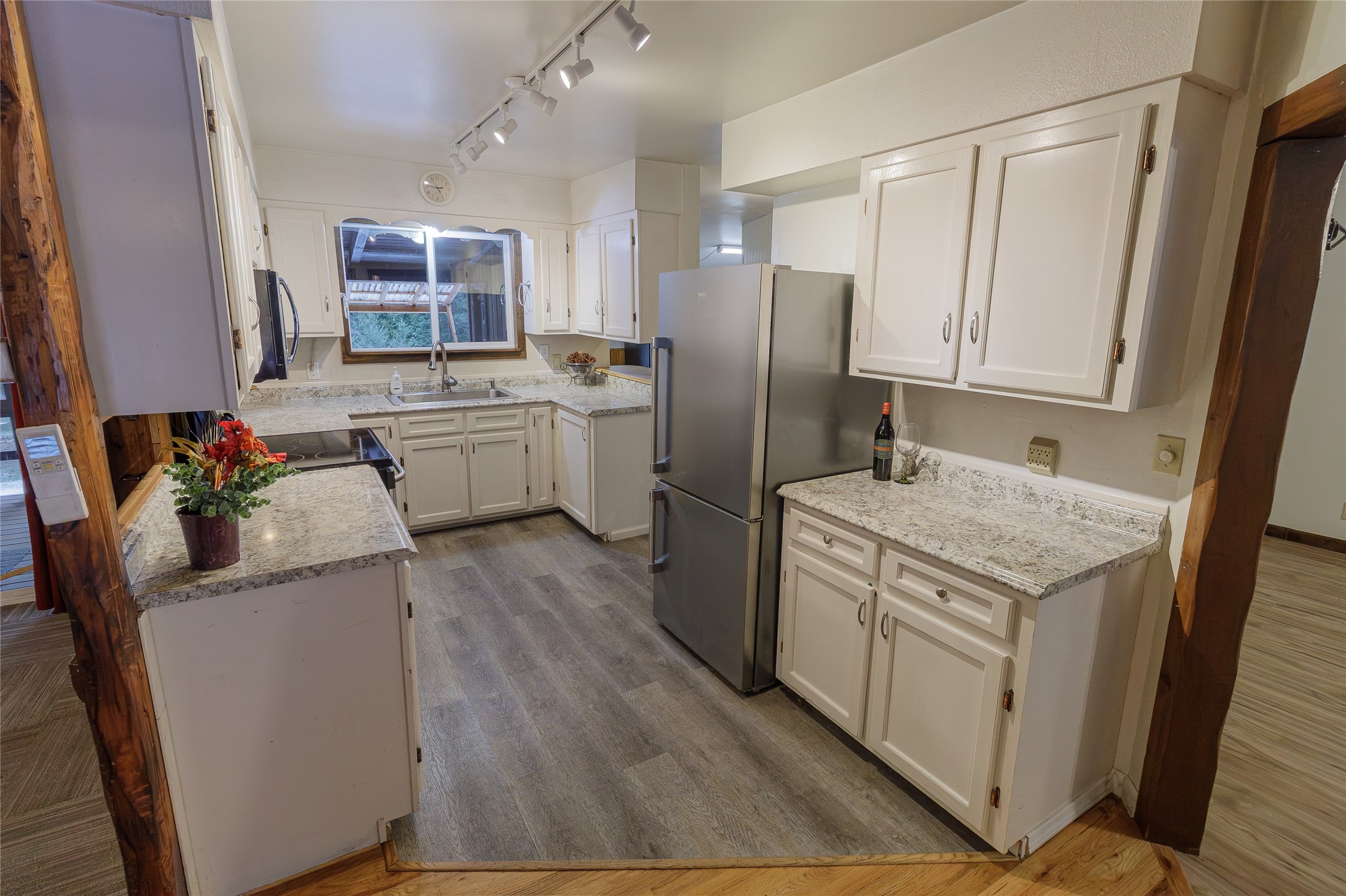 32686 Snyder Hill Lane