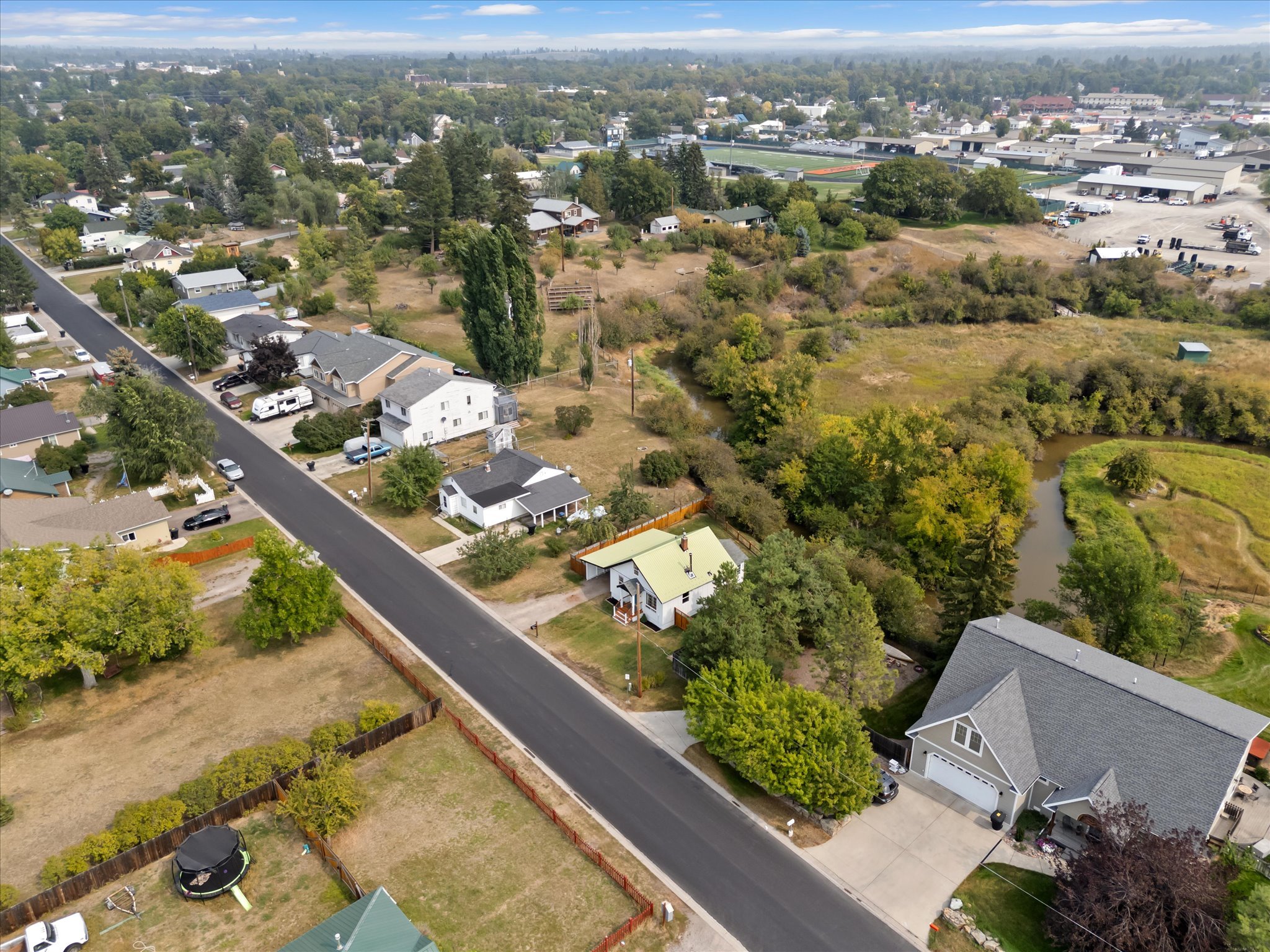 Kalispell, Montana 59901, United States, 3 Bedrooms Bedrooms, ,1 BathroomBathrooms,Residential,Active,204794