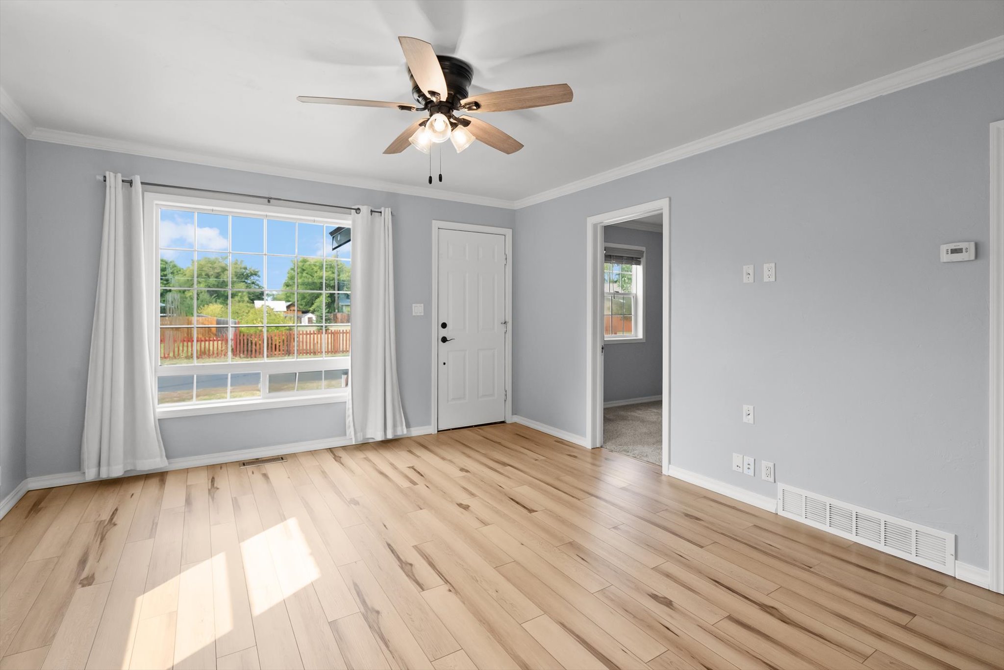 Kalispell, Montana 59901, United States, 3 Bedrooms Bedrooms, ,1 BathroomBathrooms,Residential,Active,204794