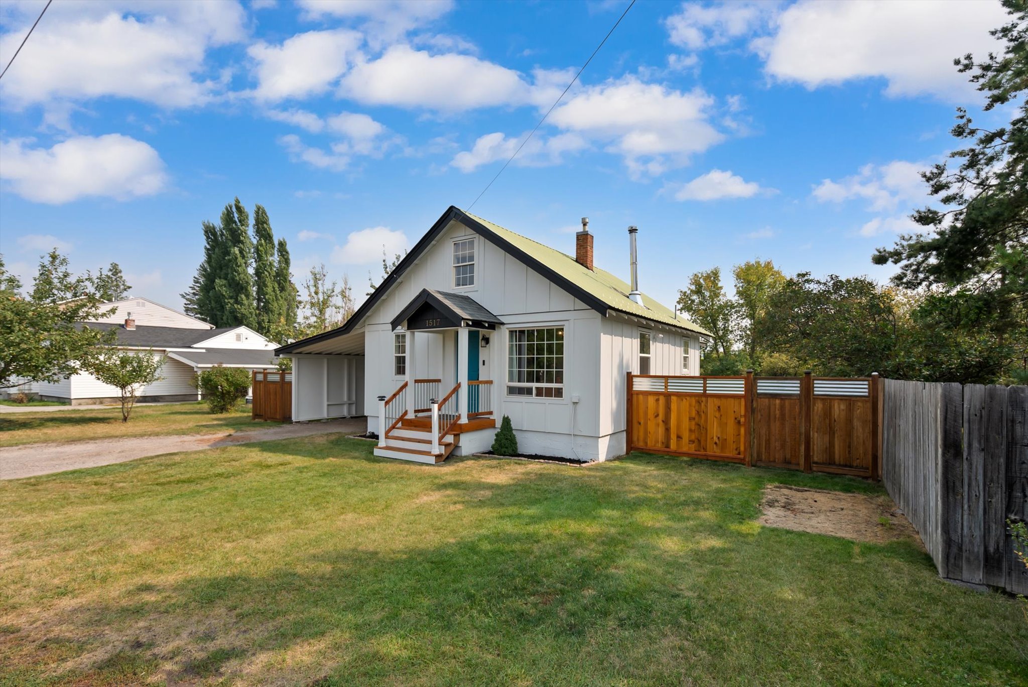 Kalispell, Montana 59901, United States, 3 Bedrooms Bedrooms, ,1 BathroomBathrooms,Residential,Active,204794