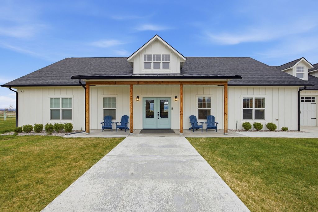 Photo of 543 Diamond 3 Road, Corvallis, MT 59828 (MLS # 30068022)