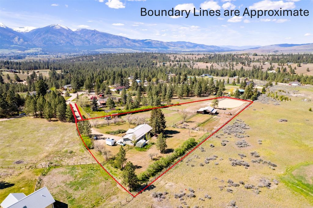 Photo of 445 Sapphire Lane, Stevensville, MT 59870 (MLS # 30069913)