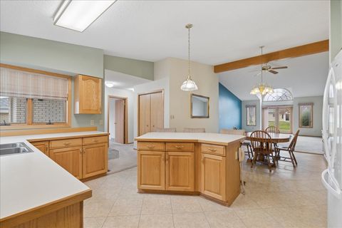 Tiny photo for 2801 16th Avenue S #3, Great Falls, MT 59405 (MLS # 30069447)