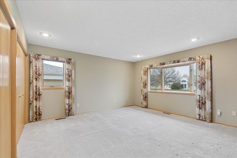 Tiny photo for 2801 16th Avenue S #3, Great Falls, MT 59405 (MLS # 30069447)