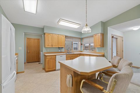 Tiny photo for 2801 16th Avenue S #3, Great Falls, MT 59405 (MLS # 30069447)