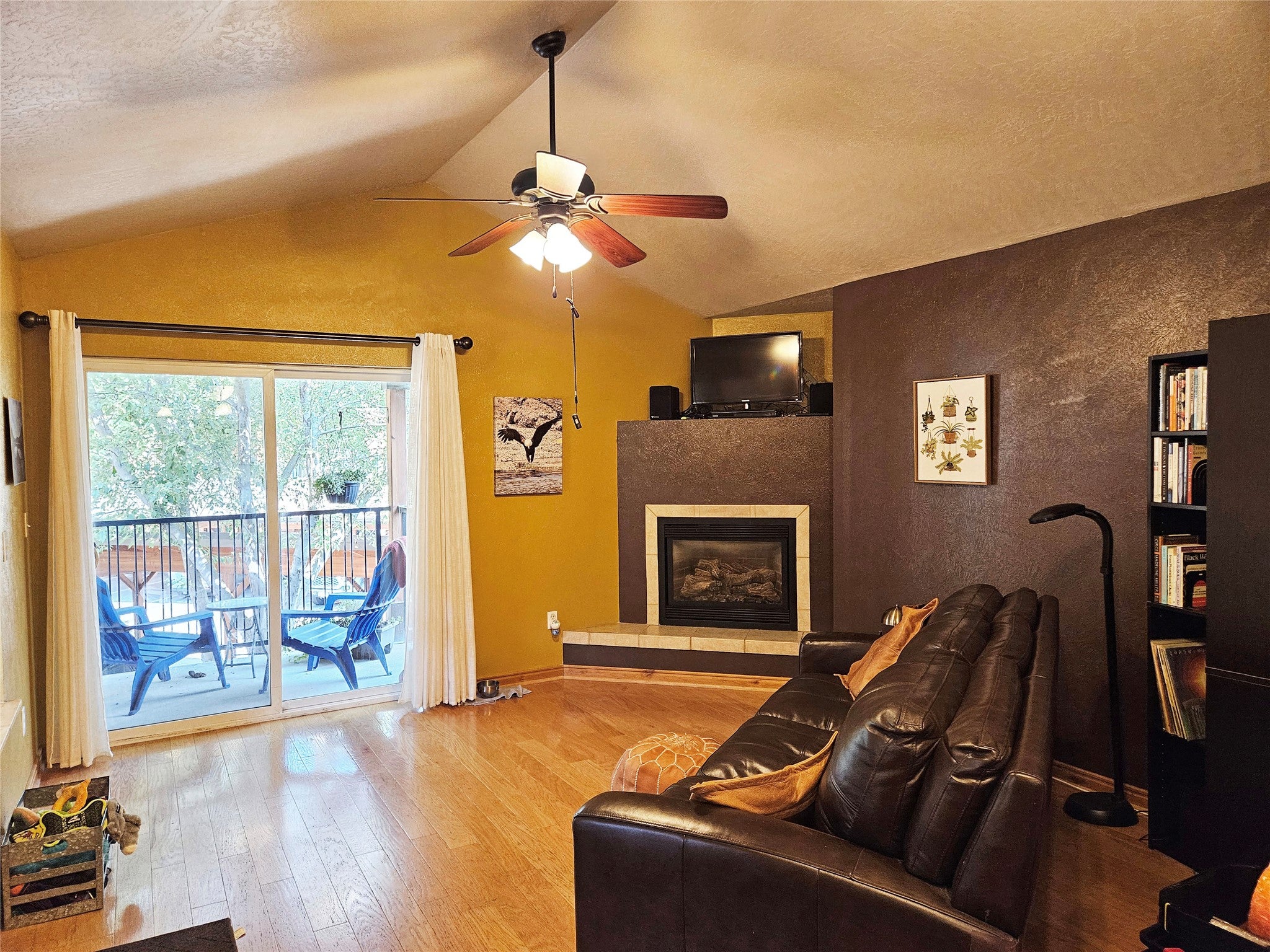 2904 Tina Avenue 204