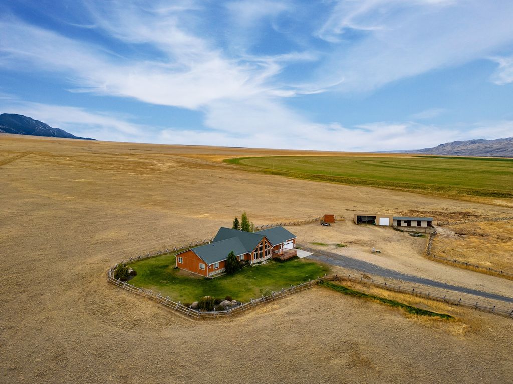 Photo of 12 Bench Road, Whitehall, MT 59759 (MLS # 30064457)