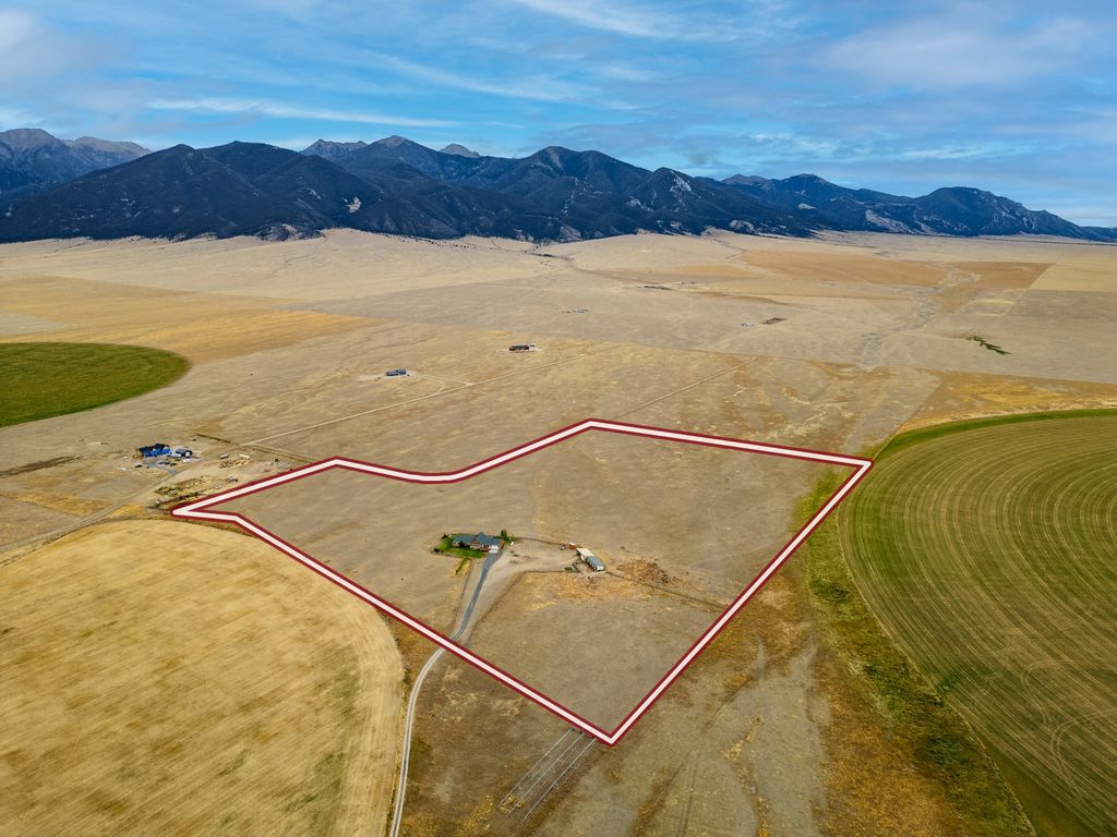 Photo of 12 Bench Road, Whitehall, MT 59759 (MLS # 30064457)