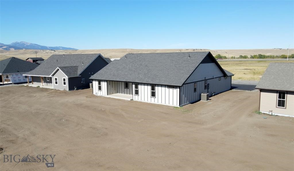 1002 Sagebrush Lane