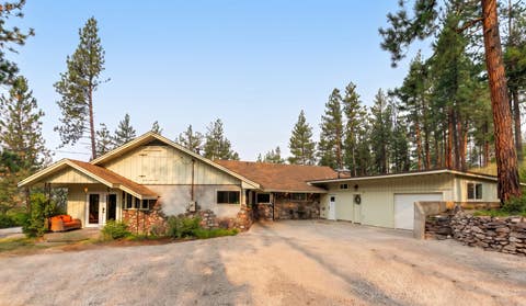 Photo of 1806 Madera Drive, Missoula, MT 59802 (MLS # 30076474)