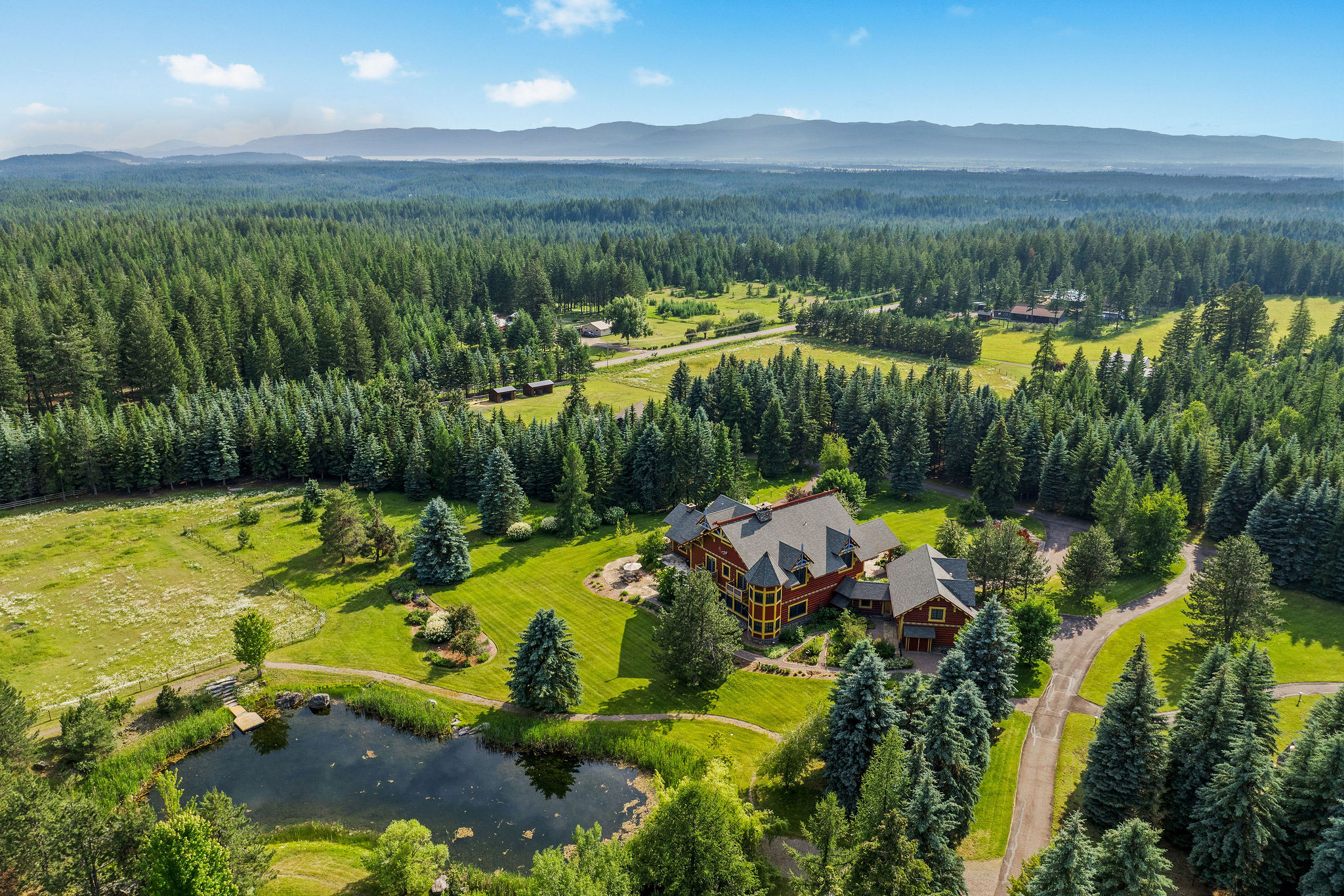3039 and 3005 Foothill Road