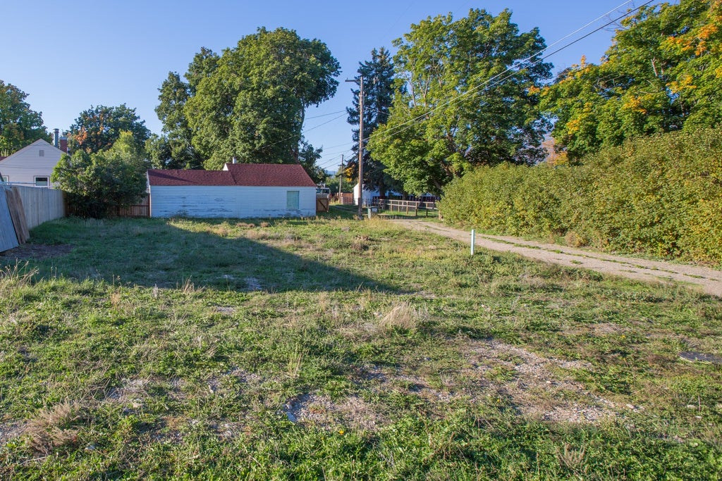 Photo of 107 Montana Avenue, Hamilton, MT 59840 (MLS # 30078904)