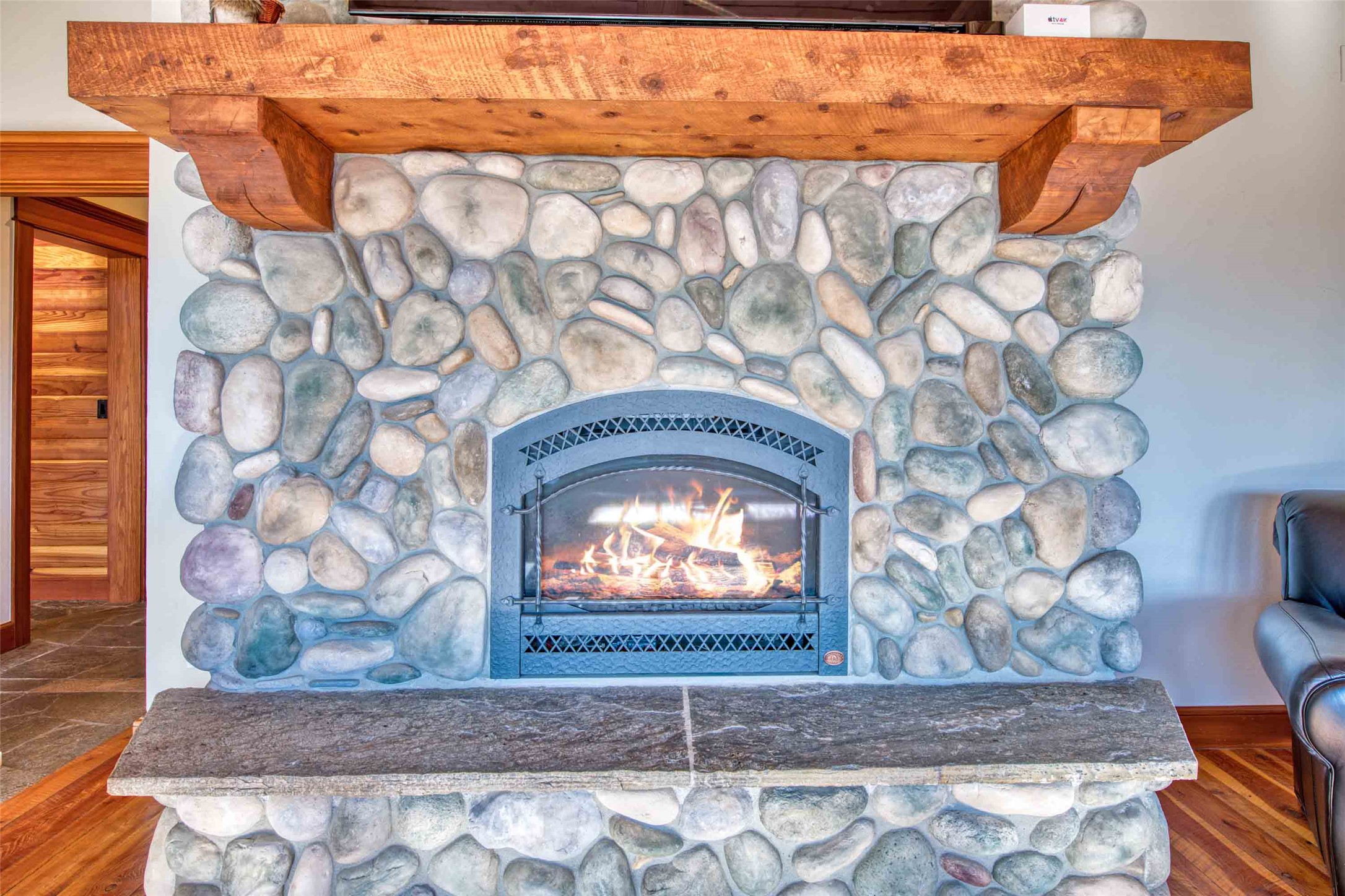 Stevensville, Montana 59870, United States, 2 Bedrooms Bedrooms, ,3 BathroomsBathrooms,Residential,Pending,35014