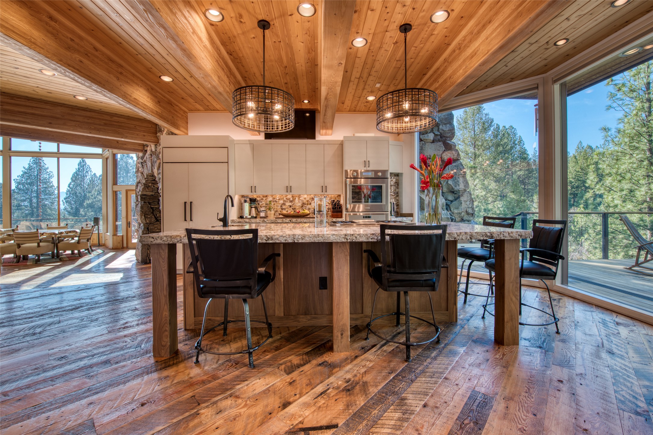 Stevensville, Montana 59870, United States, 2 Bedrooms Bedrooms, ,3 BathroomsBathrooms,Residential,Pending,35014