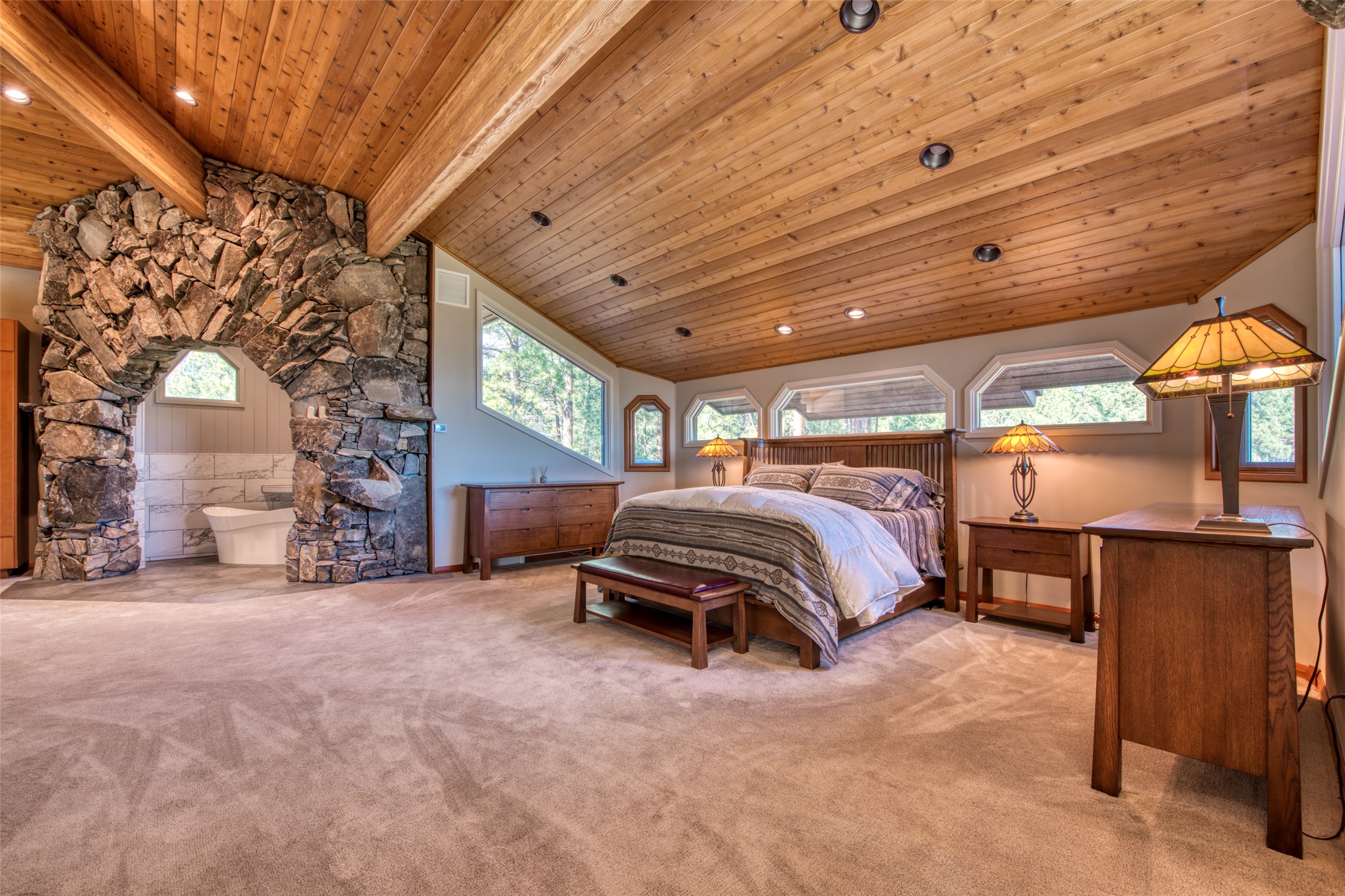 Stevensville, Montana 59870, United States, 2 Bedrooms Bedrooms, ,3 BathroomsBathrooms,Residential,Pending,35014