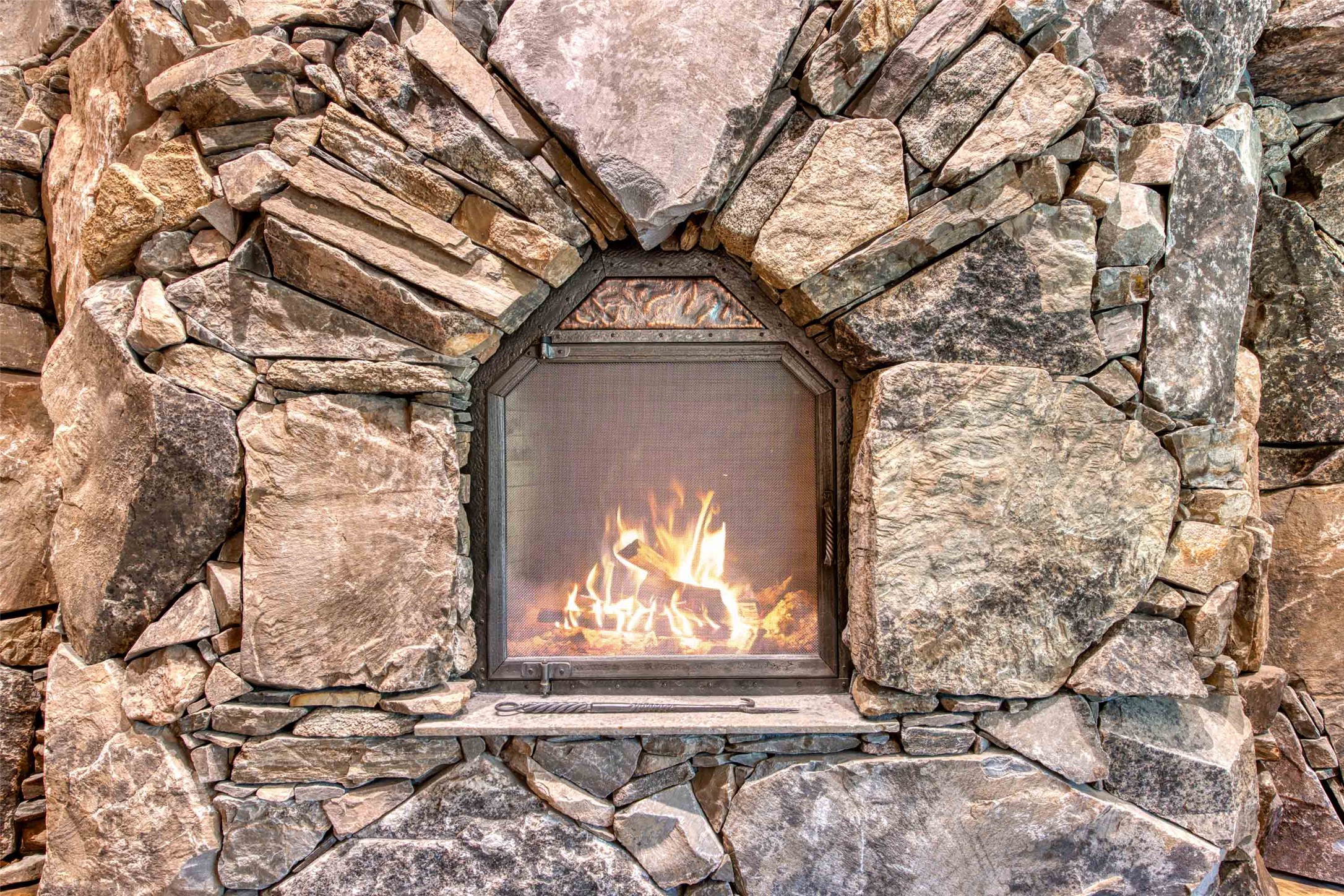 Stevensville, Montana 59870, United States, 2 Bedrooms Bedrooms, ,3 BathroomsBathrooms,Residential,Pending,35014