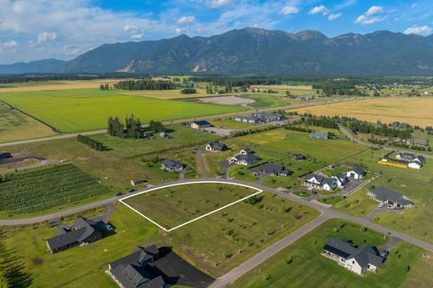 Photo of 481 Jefferson Street, Kalispell, MT 59901 (MLS # 30054427)